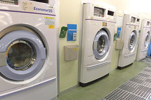 クリーンウェアの洗浄の様子